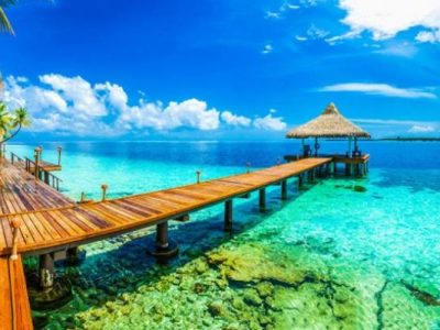 62-180815-tourism-places-maldives_700x400